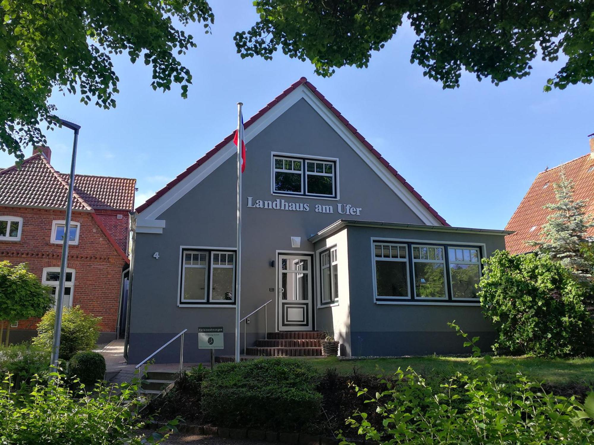 Landhaus Am Ufer - Wohnung 1 ハイリゲンハーフェン エクステリア 写真
